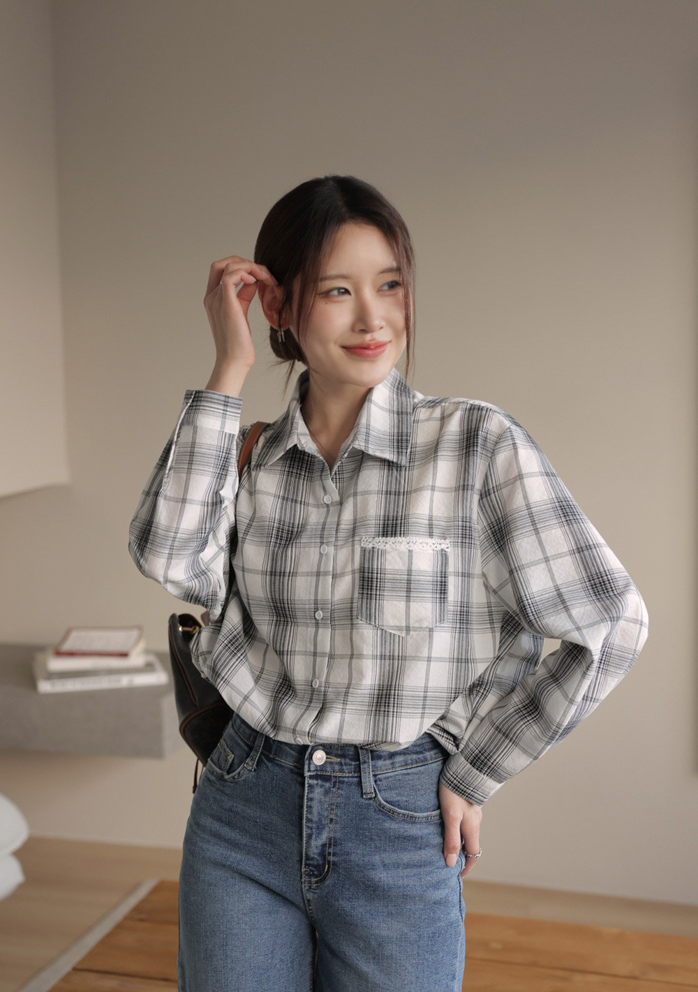 小蕾絲細節格紋襯衫,KOREA,359670,小蕾絲細節格紋襯衫,領500,999免運