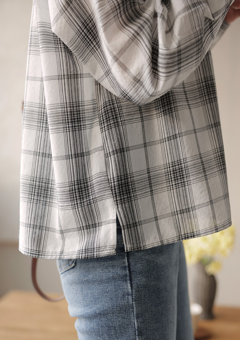 小蕾絲細節格紋襯衫,KOREA,359670,小蕾絲細節格紋襯衫,領500,999免運