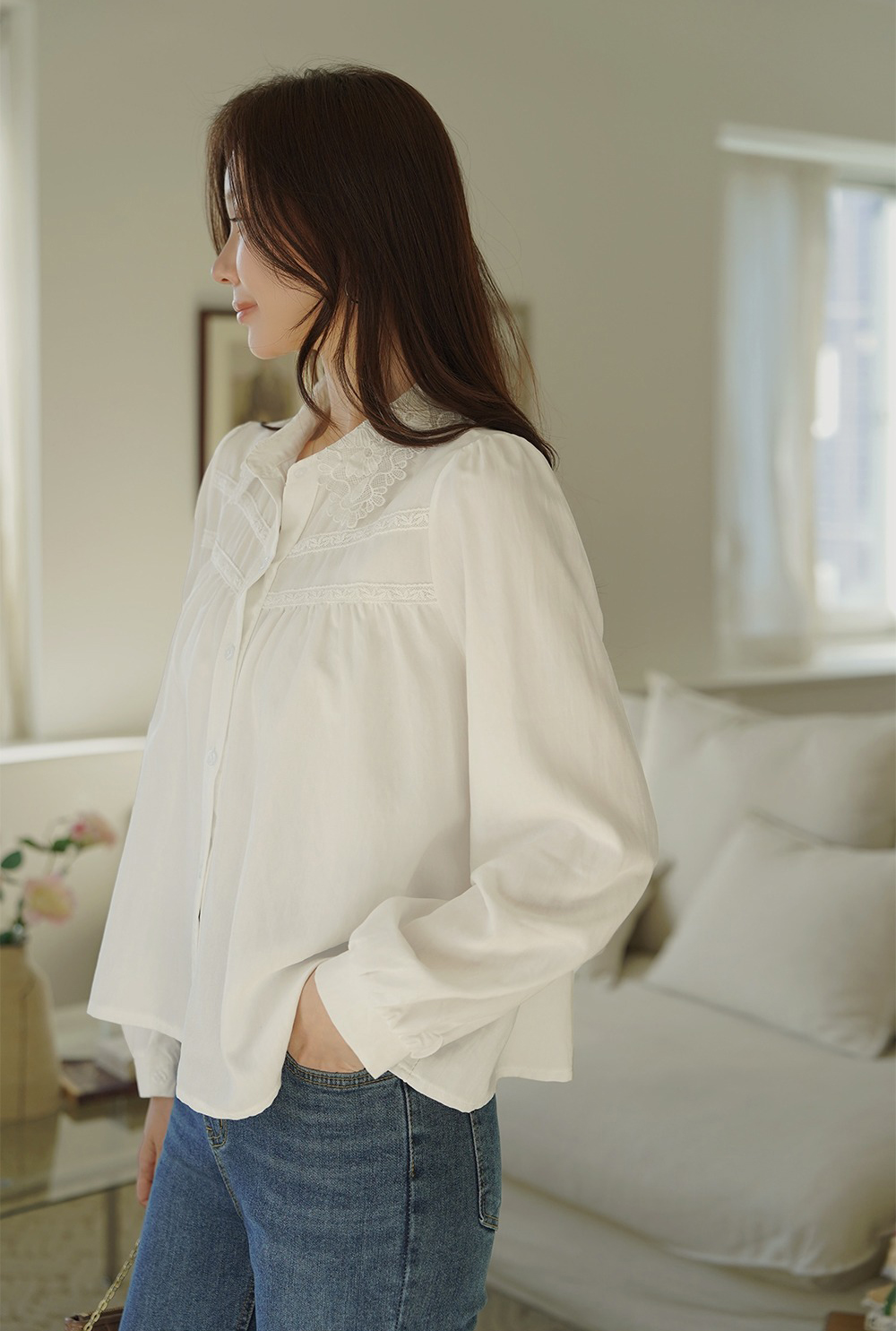 精緻刺繡蕾絲領襯衫,KOREA,359672,精緻刺繡蕾絲領襯衫,領500,999免運