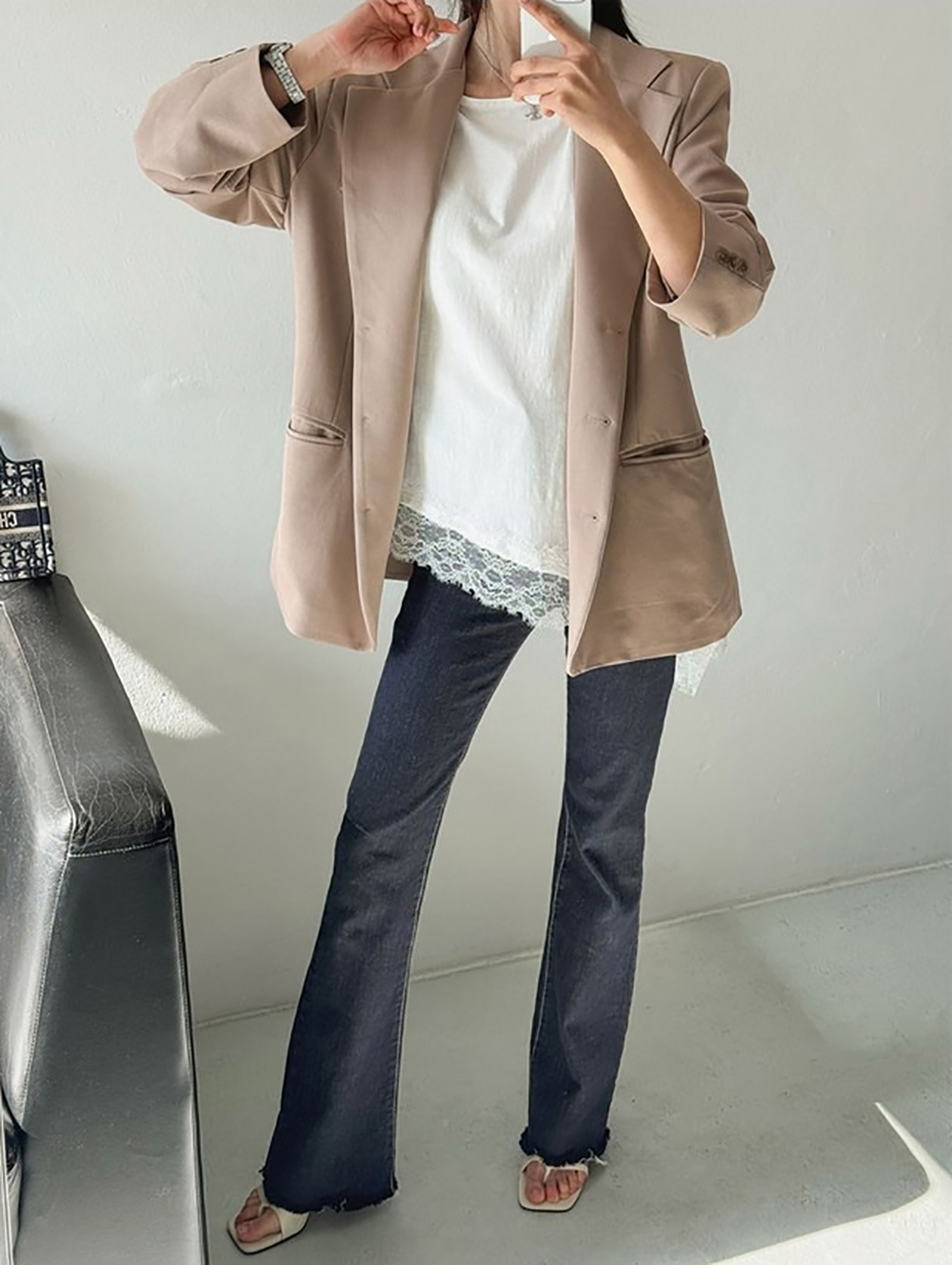 不對稱蕾絲拼接上衣,KOREA,359624,不對稱蕾絲拼接上衣,領500,999免運