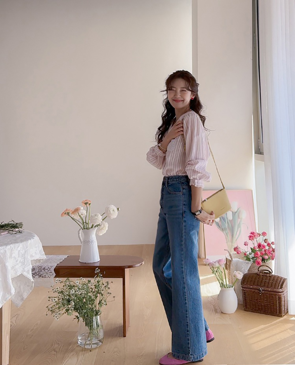 蕾絲花邊領泡泡袖襯衫,KOREA,360564,蕾絲花邊領泡泡袖襯衫,領500,999免運