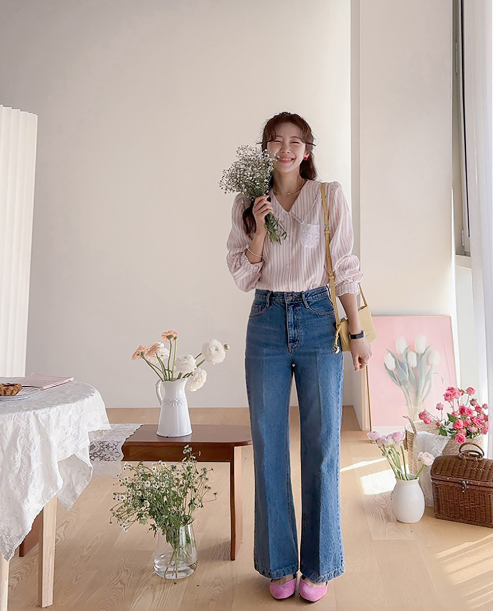 蕾絲花邊領泡泡袖襯衫,KOREA,360564,蕾絲花邊領泡泡袖襯衫,領500,999免運