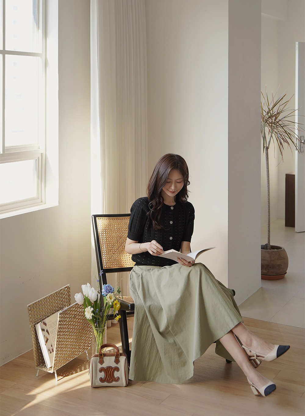 優雅銀釦壓紋針織上衣,KOREA,360633,優雅銀釦壓紋針織上衣,領500,999免運