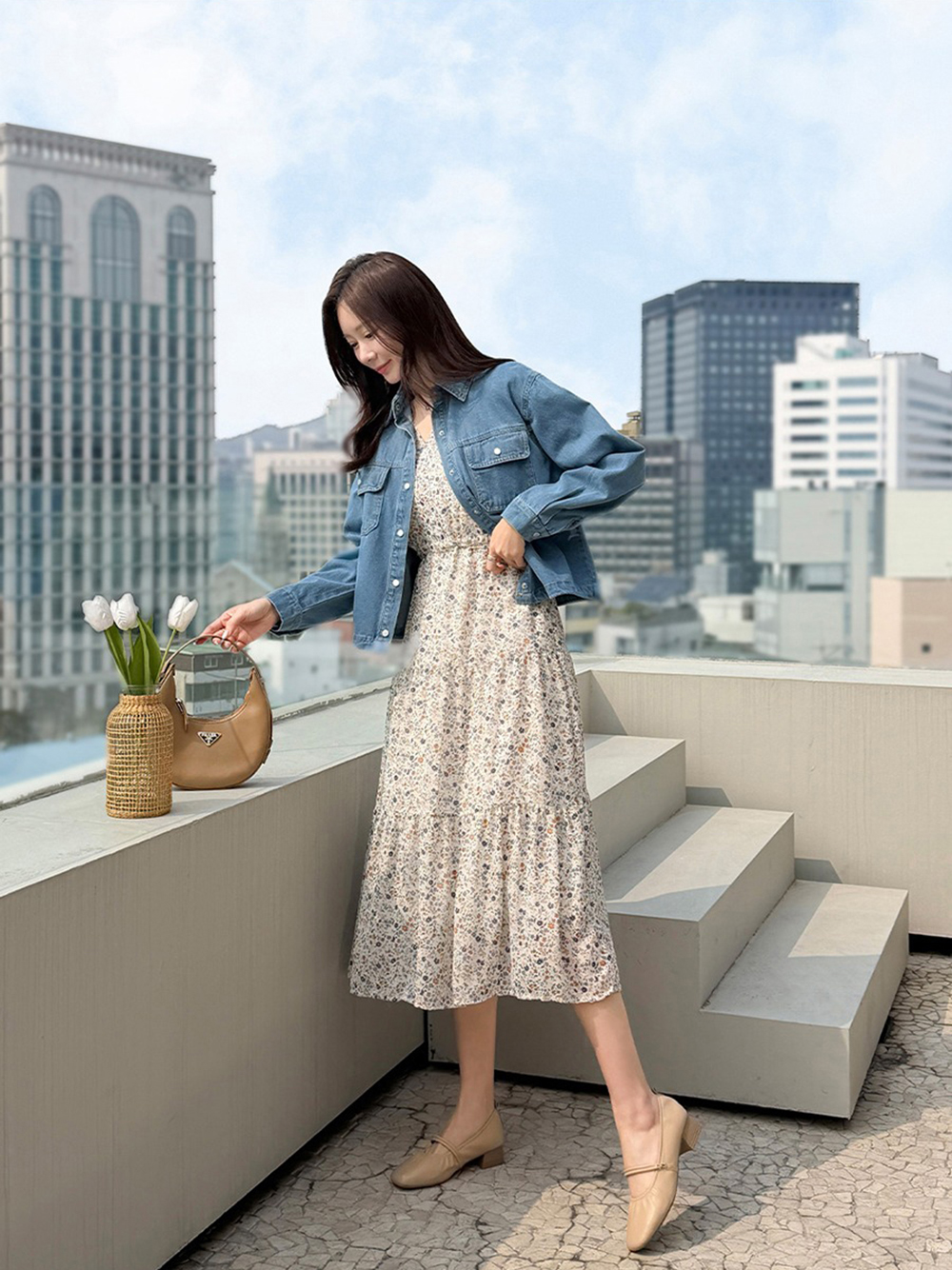 V領碎花飄逸雪紡洋裝,KOREA,361584,V領碎花飄逸雪紡洋裝,領500,999免運