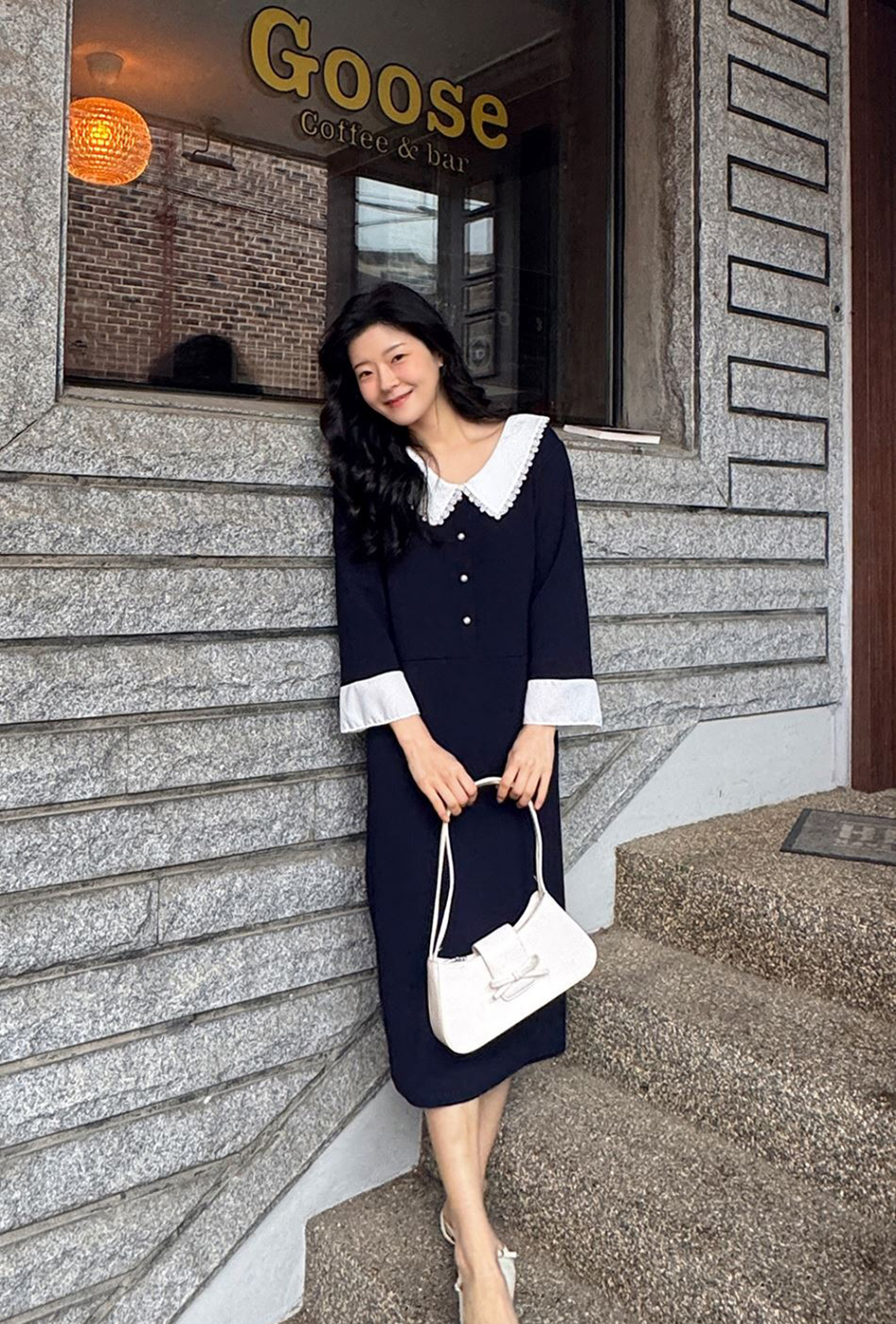 蕾絲領珍珠釦長洋裝,KOREA,362334,蕾絲領珍珠釦長洋裝,領500,999免運