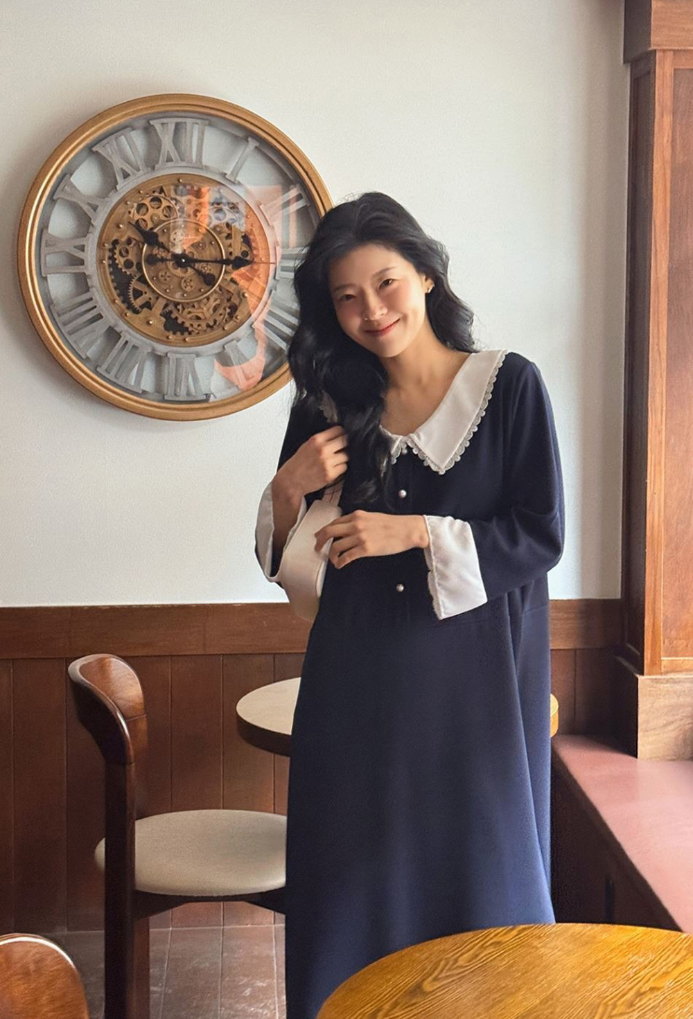 蕾絲領珍珠釦長洋裝,KOREA,362334,蕾絲領珍珠釦長洋裝,領500,999免運