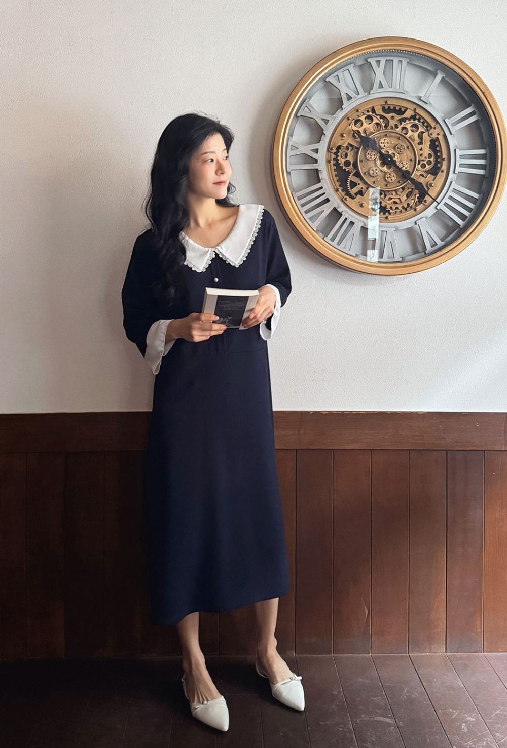 蕾絲領珍珠釦長洋裝,KOREA,362334,蕾絲領珍珠釦長洋裝,領500,999免運