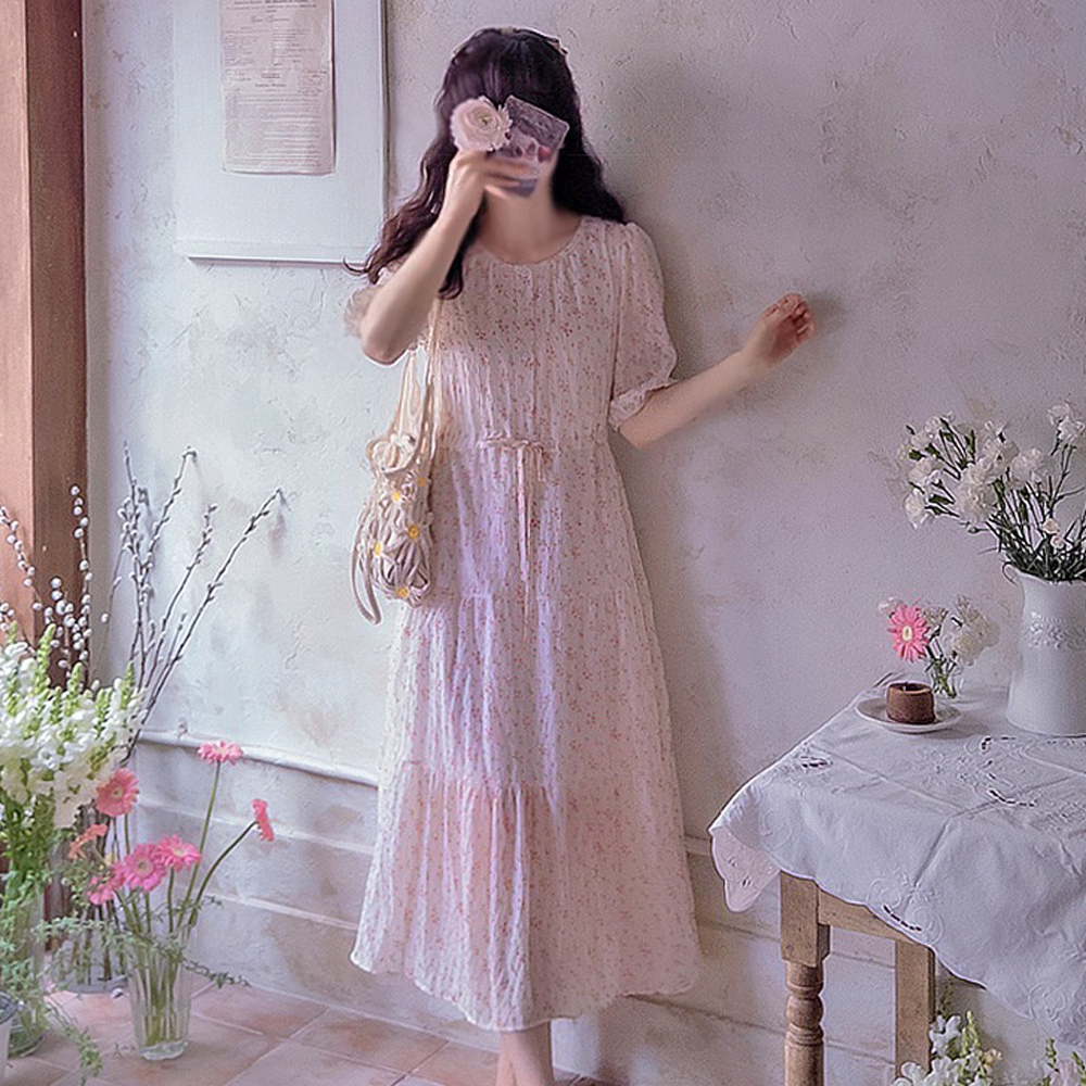 圓領碎花五分袖長洋裝