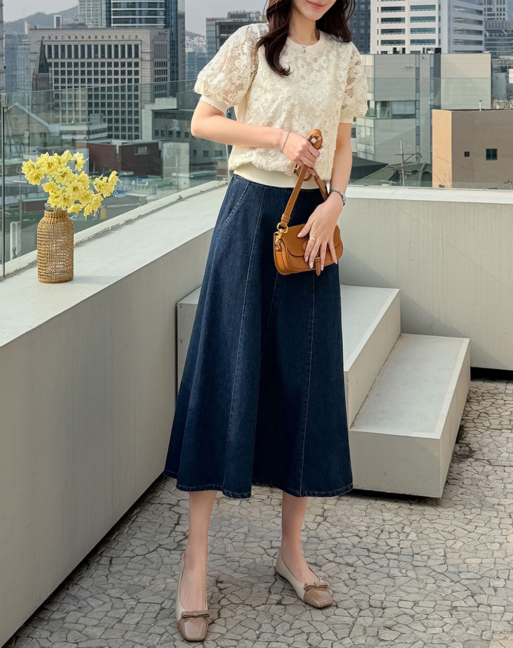 花卉蕾絲刺繡針織上衣,KOREA,363156,花卉蕾絲刺繡針織上衣,領500,999免運