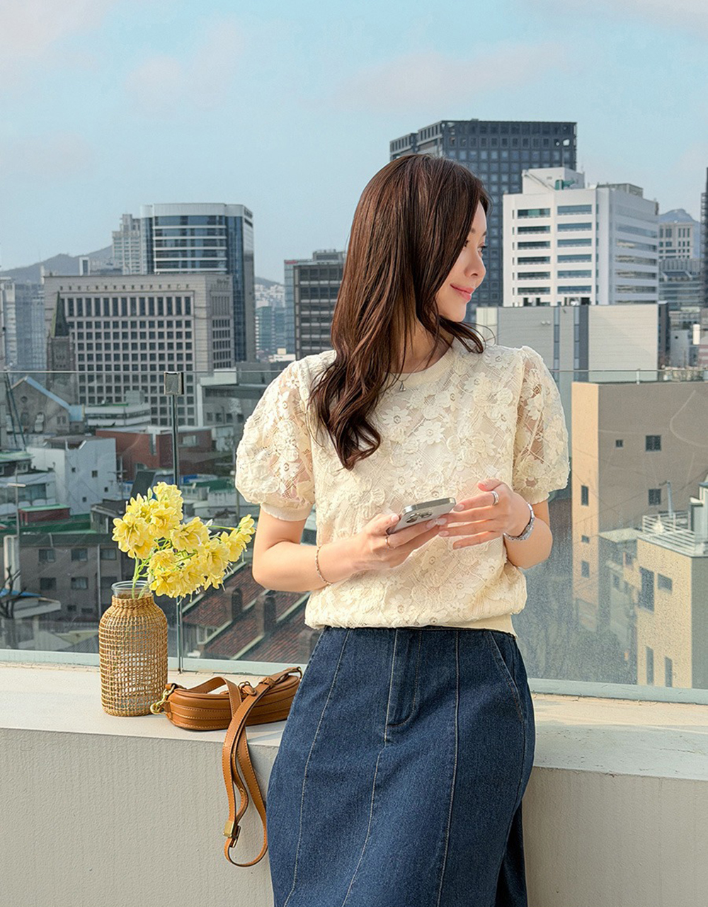 花卉蕾絲刺繡針織上衣,KOREA,363156,花卉蕾絲刺繡針織上衣,領500,999免運