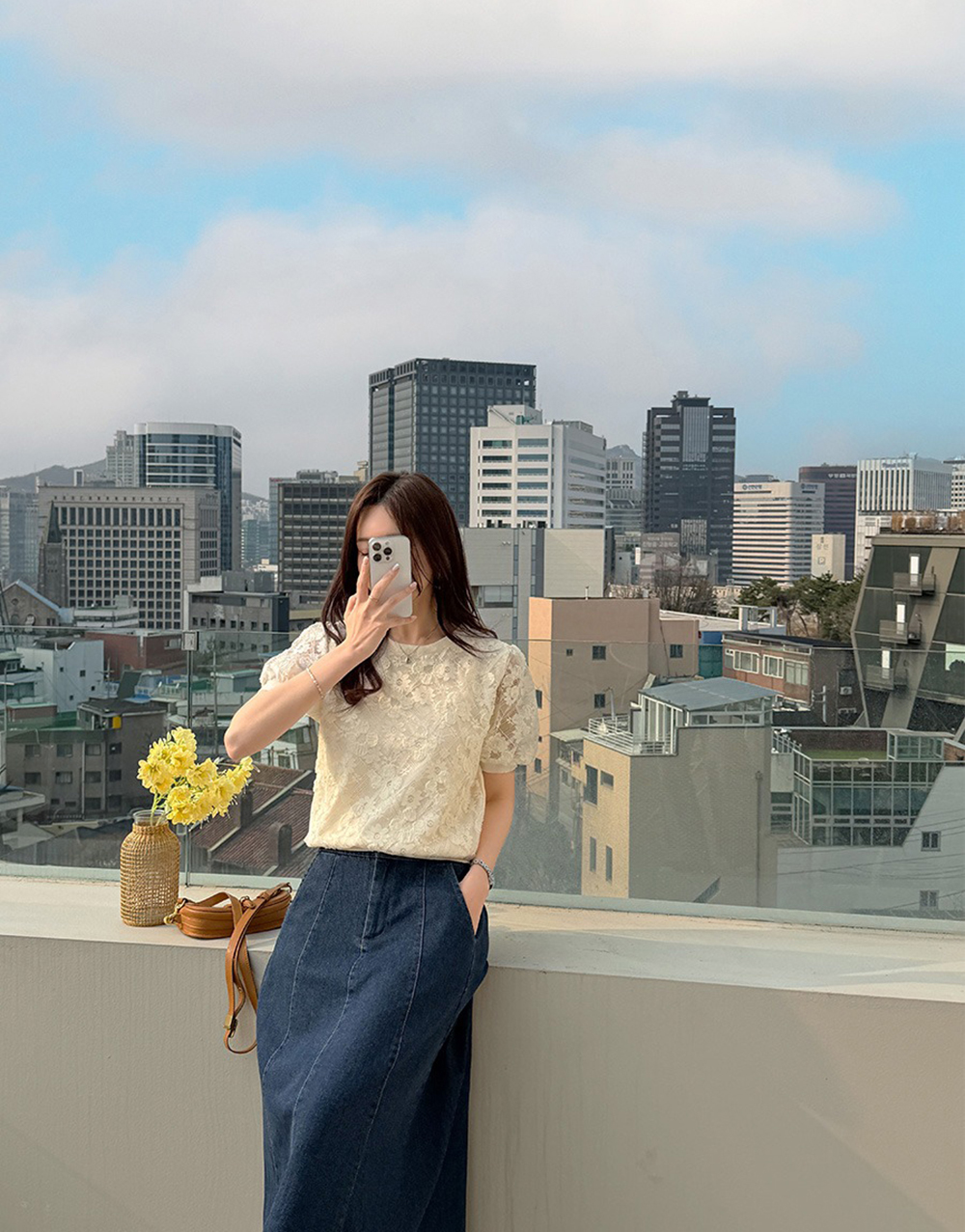 花卉蕾絲刺繡針織上衣,KOREA,363156,花卉蕾絲刺繡針織上衣,領500,999免運