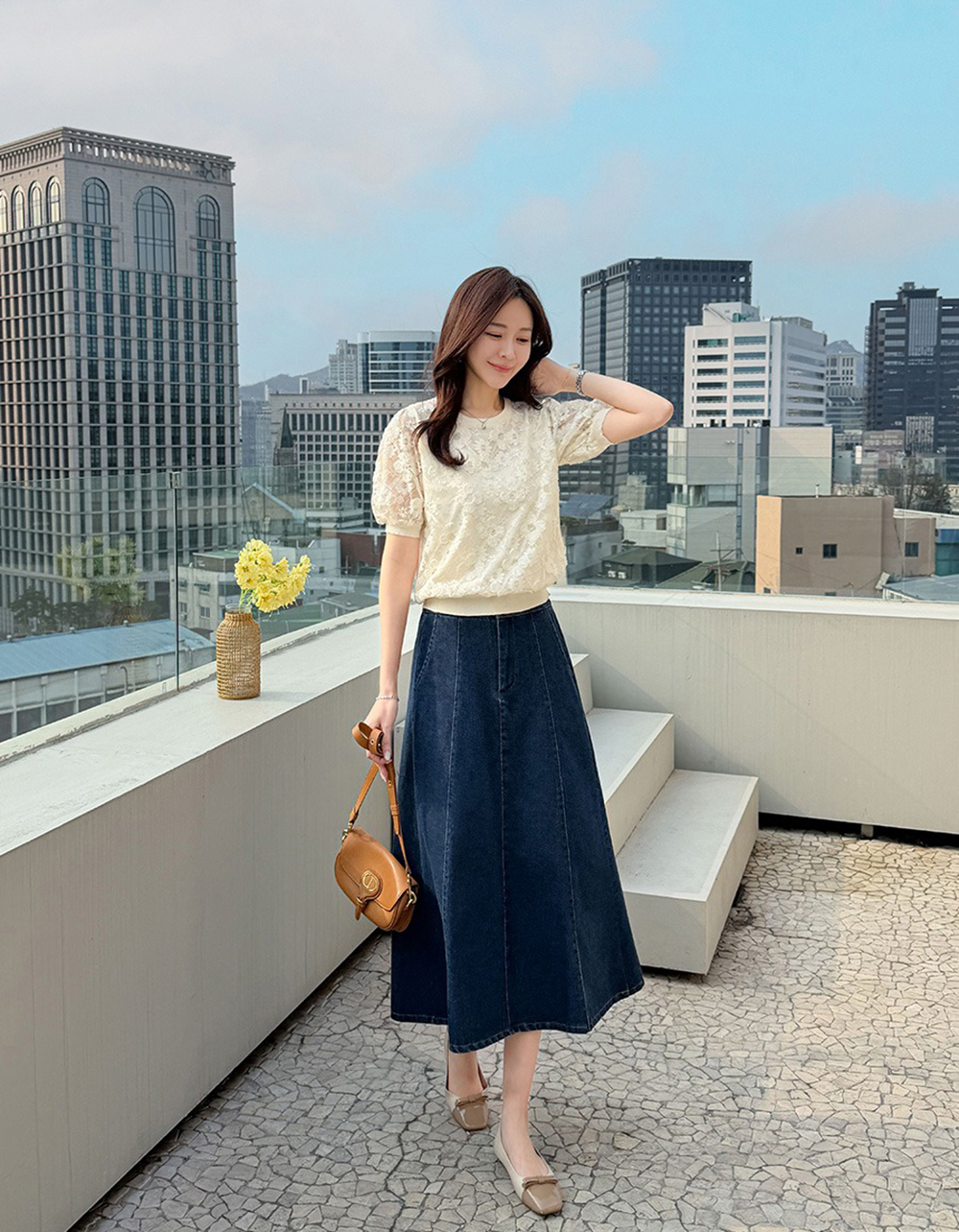 花卉蕾絲刺繡針織上衣,KOREA,363156,花卉蕾絲刺繡針織上衣,領500,999免運