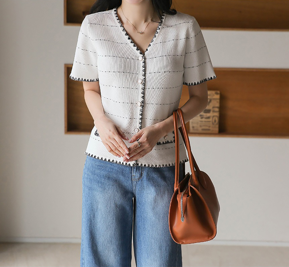 貴氣感V領針織上衣,KOREA,363258,貴氣感V領針織上衣,領500,999免運