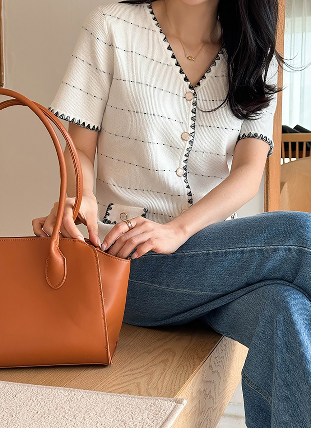 貴氣感V領針織上衣,KOREA,363258,貴氣感V領針織上衣,領500,999免運