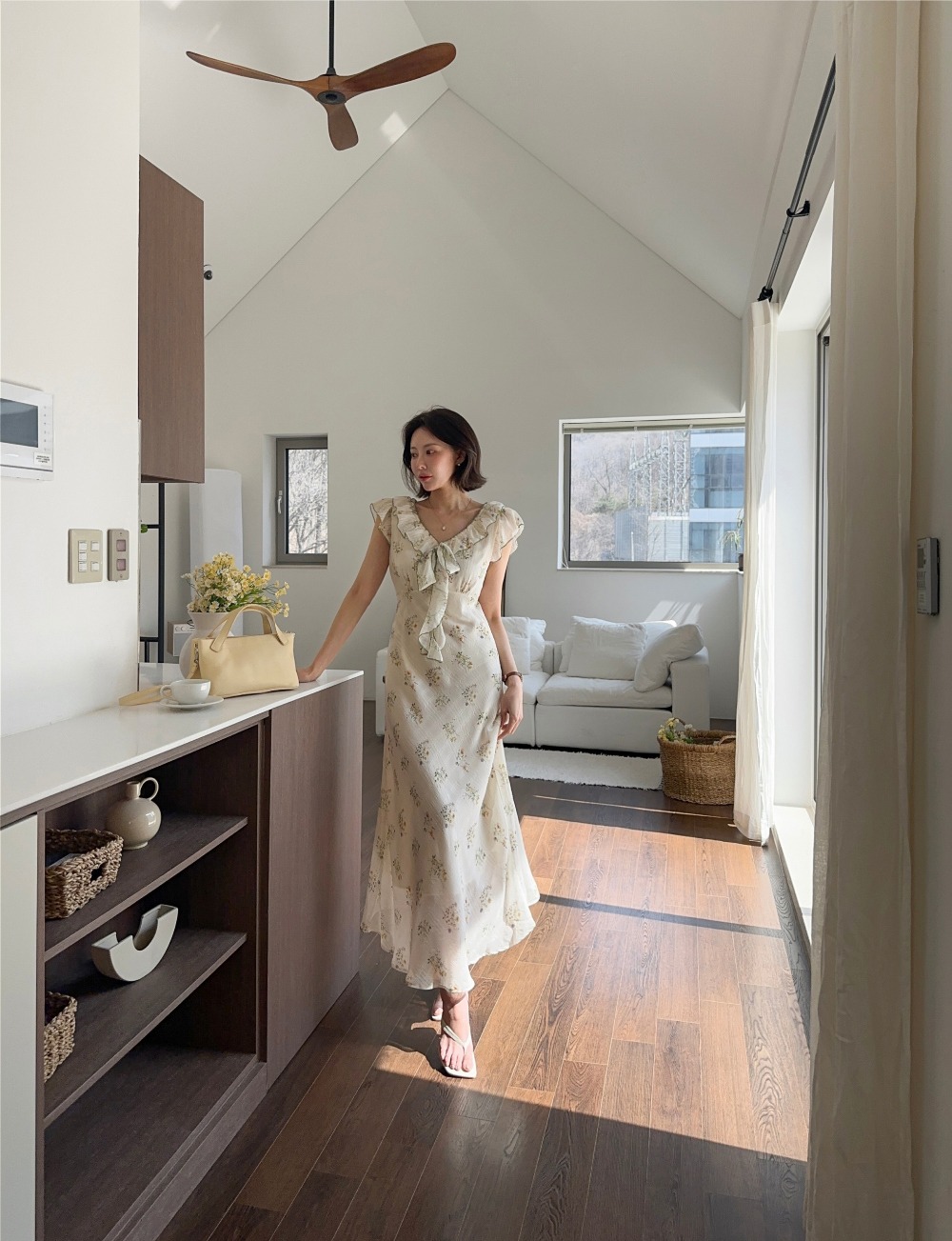 荷葉邊V領印花長洋裝,KOREA,363629,荷葉邊V領印花長洋裝,領500,999免運