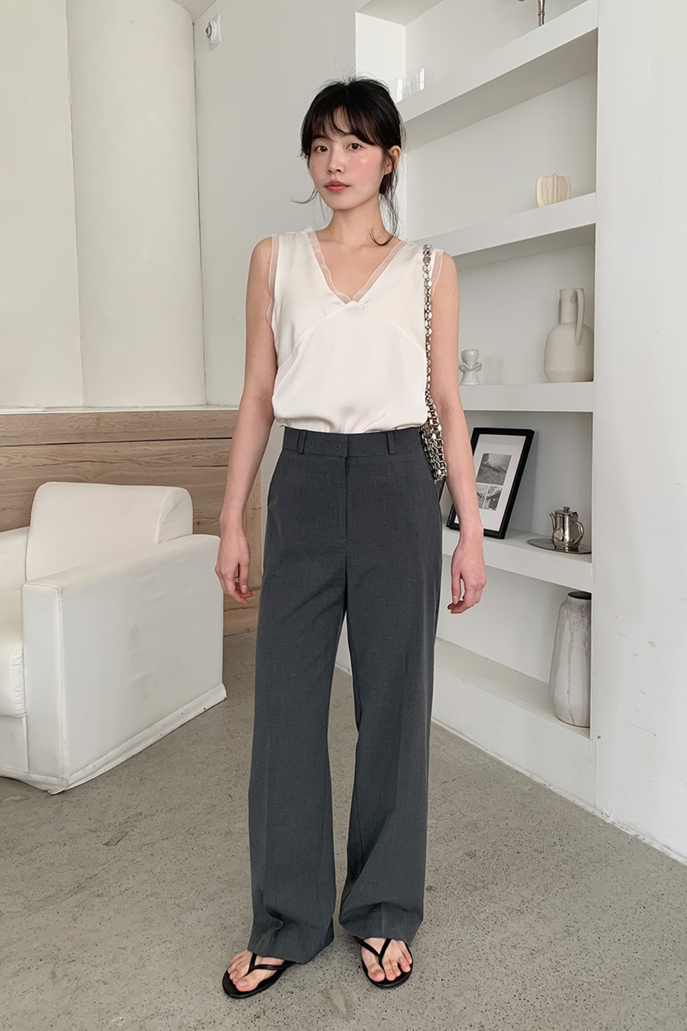 緞面蕾絲拼接V領背心,KOREA,363644,緞面蕾絲拼接V領背心,領500,999免運