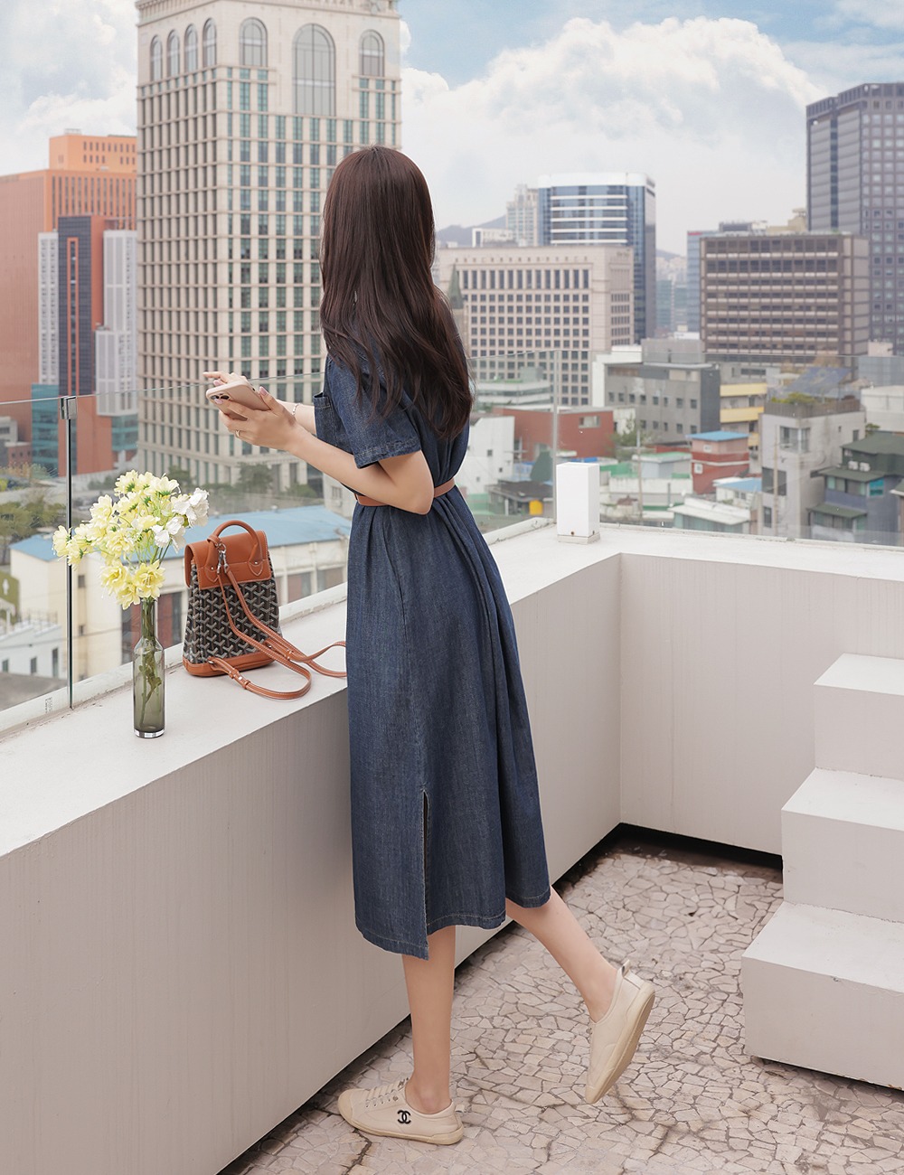 精緻翻領開衩牛仔洋裝,KOREA,365104,精緻翻領開衩牛仔洋裝,周新品優惠,NEWARRIVAL