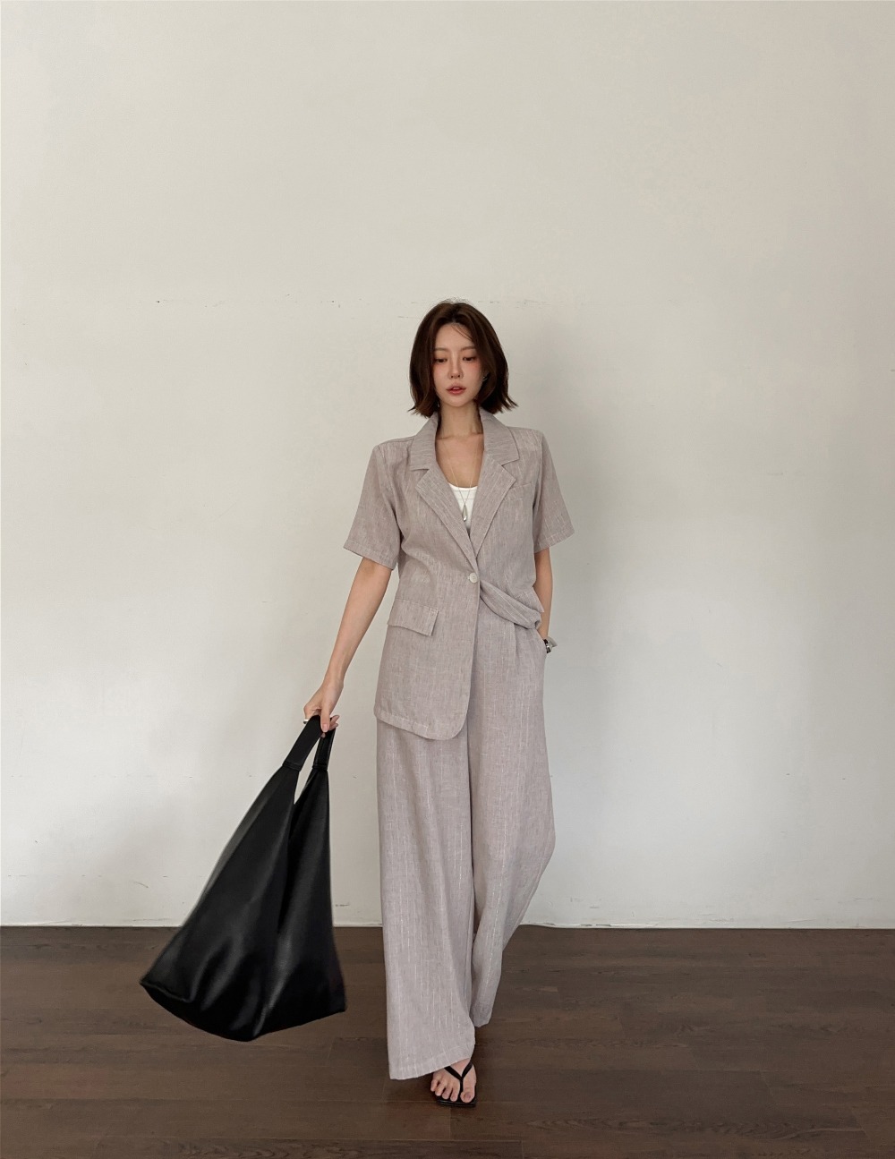 條紋西裝感寬褲套裝,KOREA,365100,條紋西裝感寬褲套裝,周新品優惠,NEWARRIVAL