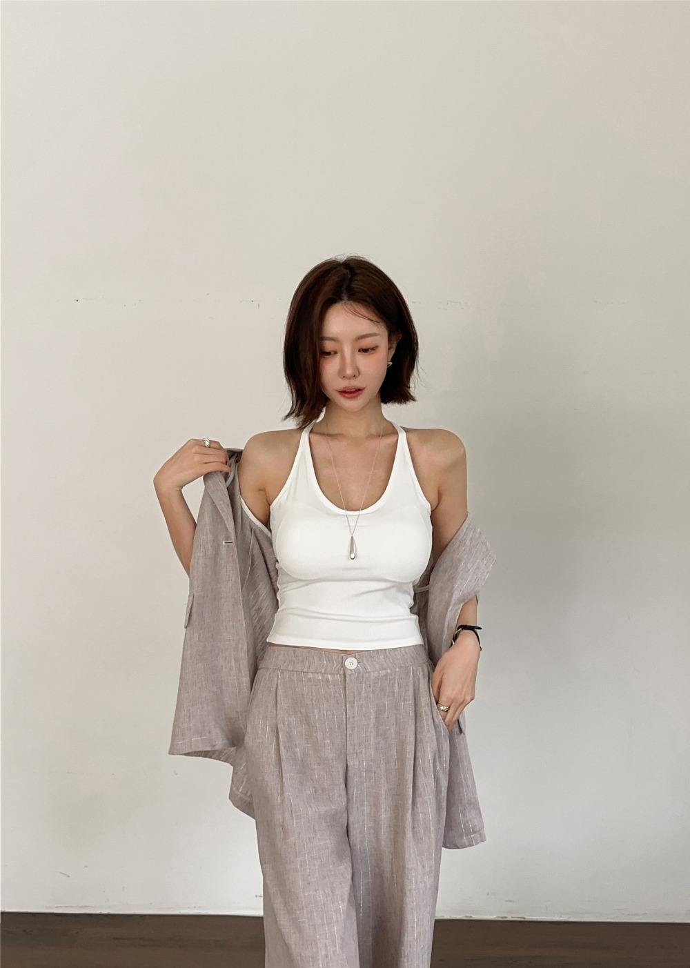 條紋西裝感寬褲套裝,KOREA,365100,條紋西裝感寬褲套裝,周新品優惠,NEWARRIVAL