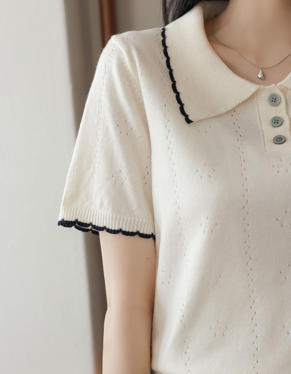 蝴蝶結小刺繡針織上衣,KOREA,365103,蝴蝶結小刺繡針織上衣,周新品優惠,NEWARRIVAL