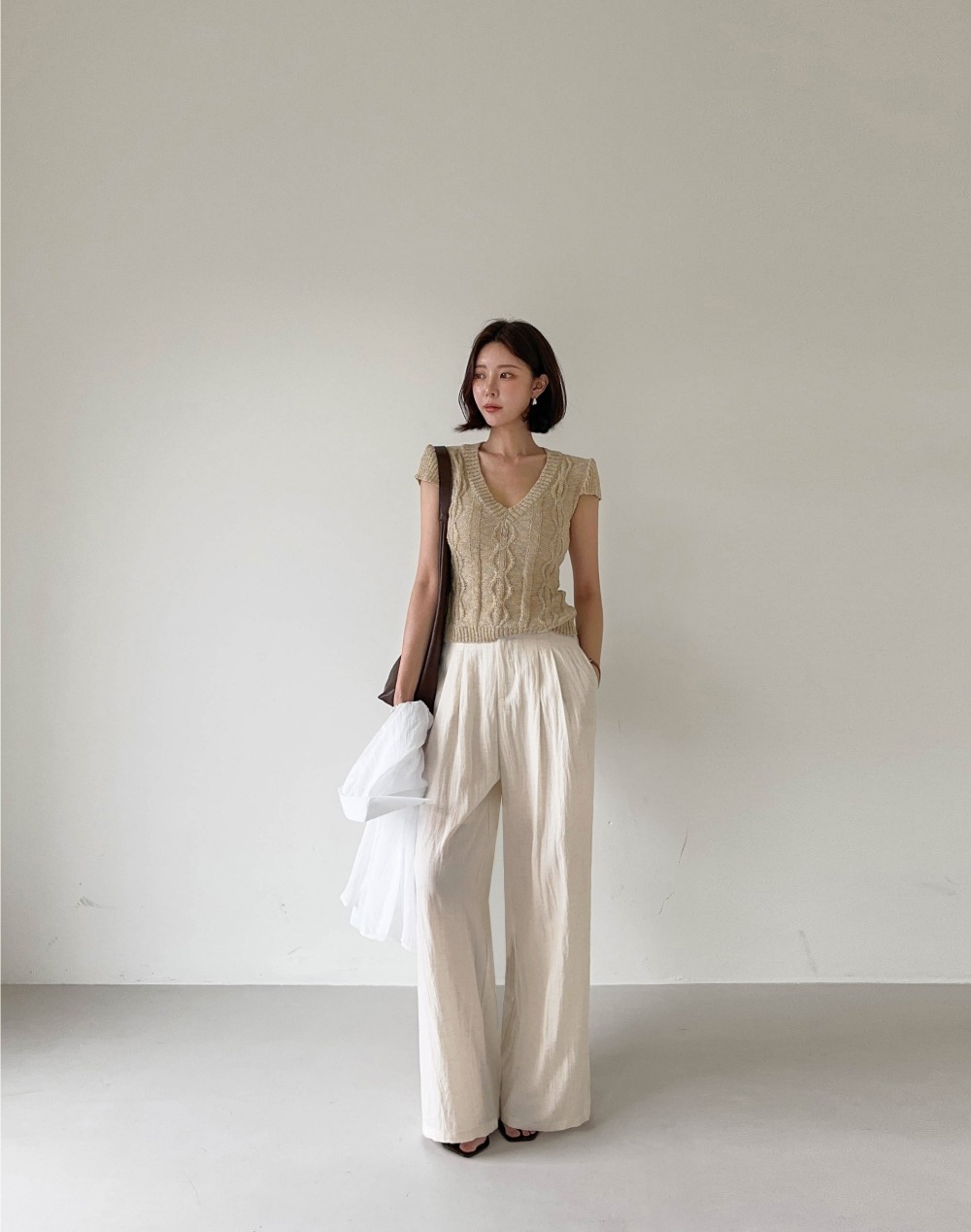 羅紋V領修身針織上衣,KOREA,370849,羅紋V領修身針織上衣,周新品優惠,NEWARRIVAL