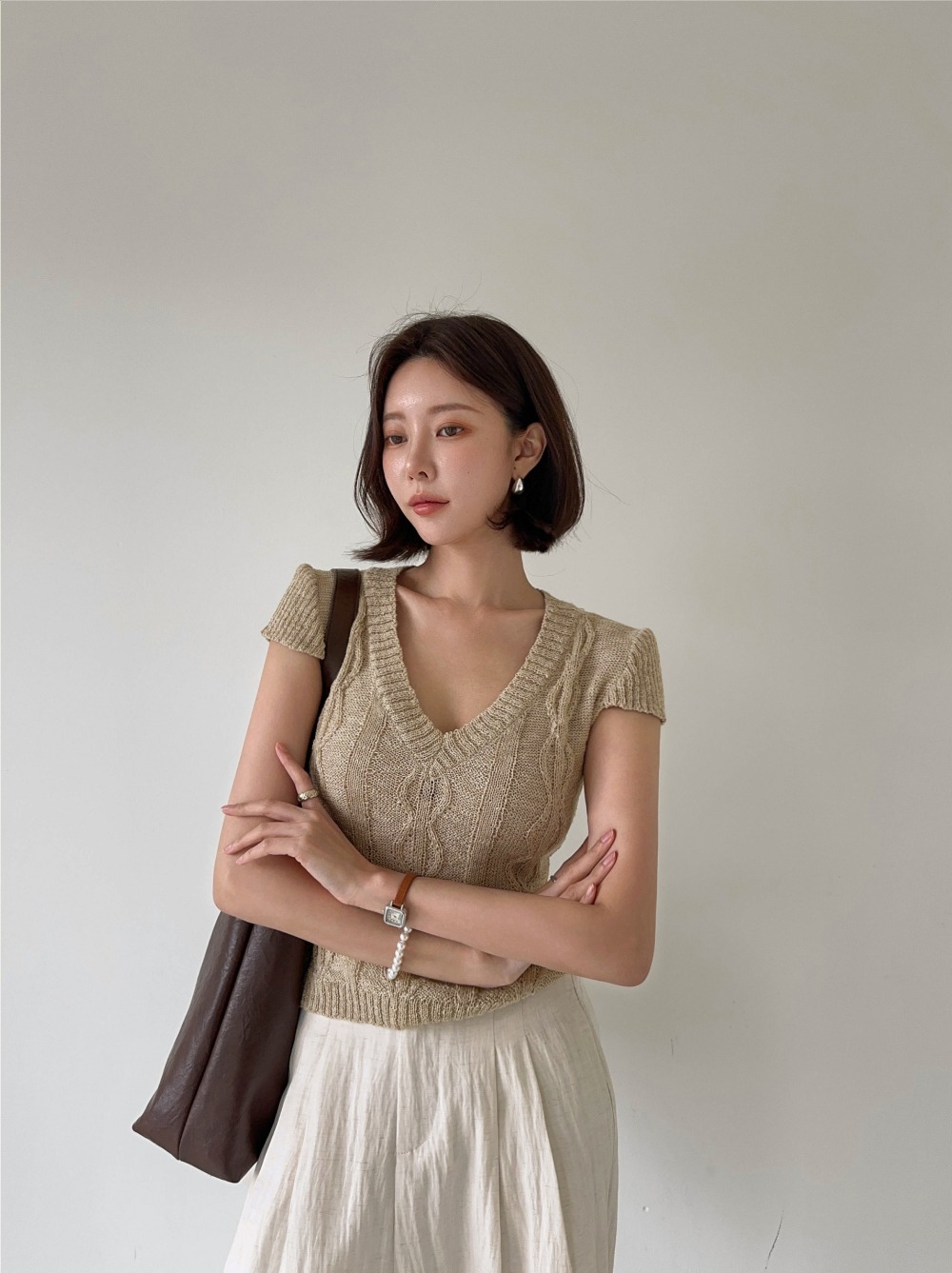 羅紋V領修身針織上衣,KOREA,370849,羅紋V領修身針織上衣,周新品優惠,NEWARRIVAL