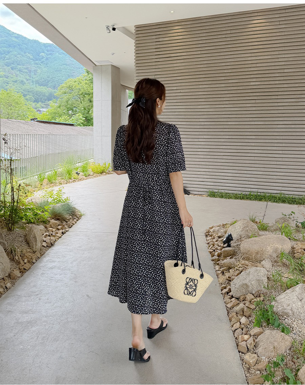 精緻花卉印花V領洋裝,KOREA,372018,精緻花卉印花V領洋裝,周新品優惠,NEWARRIVAL
