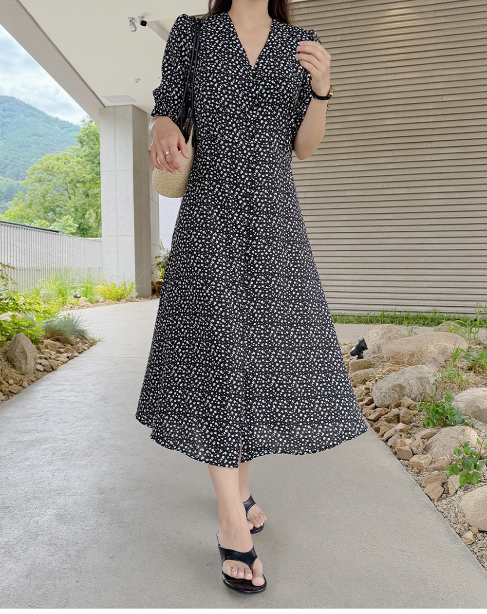 精緻花卉印花V領洋裝,KOREA,372018,精緻花卉印花V領洋裝,周新品優惠,NEWARRIVAL