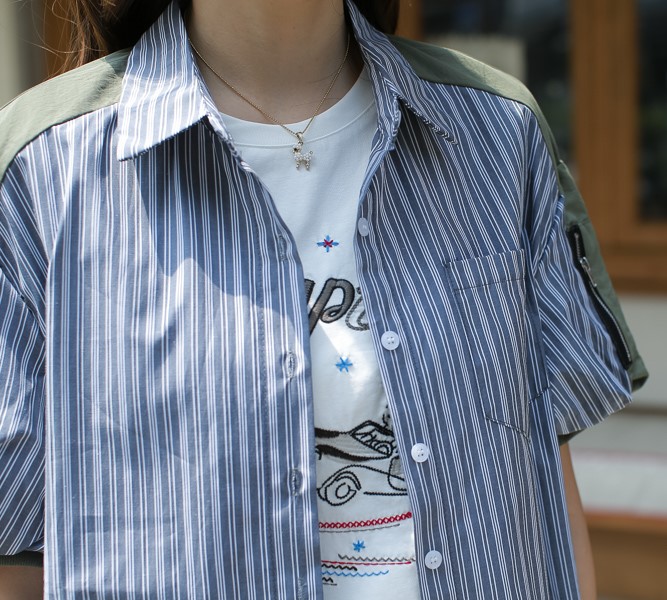 率性撞色條紋短袖襯衫,Korea,378900,率性撞色條紋短袖襯衫,領500,999免運