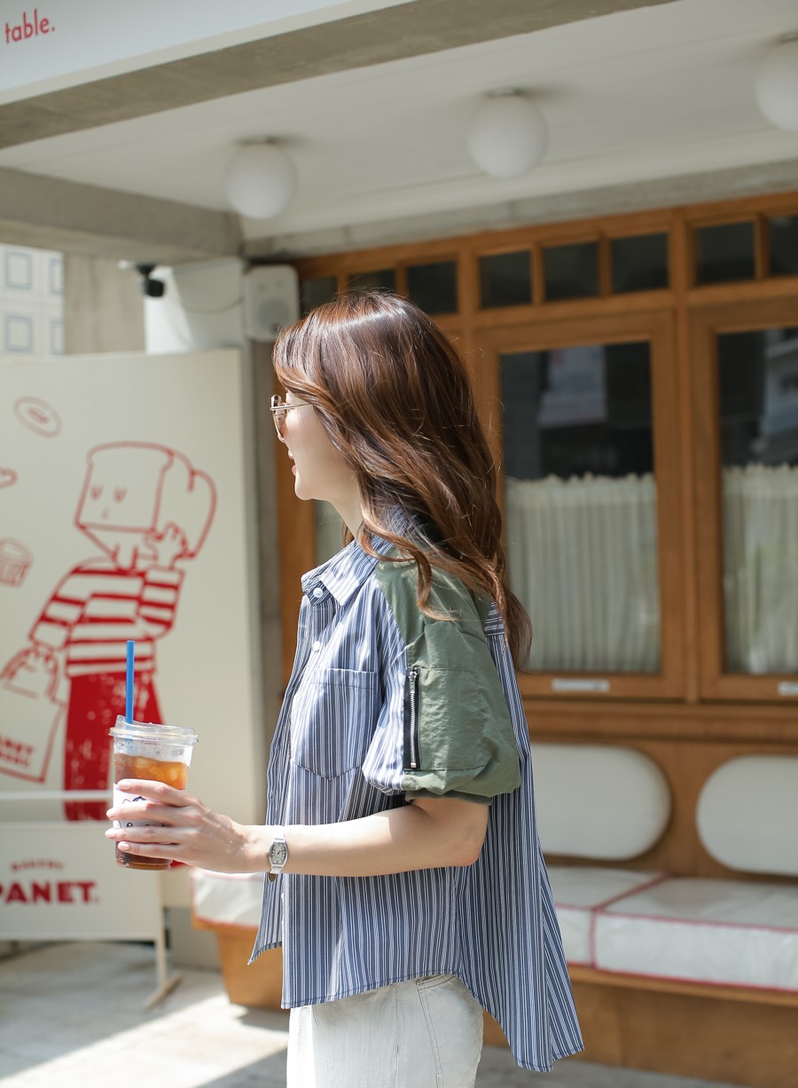率性撞色條紋短袖襯衫,Korea,378900,率性撞色條紋短袖襯衫,領500,999免運