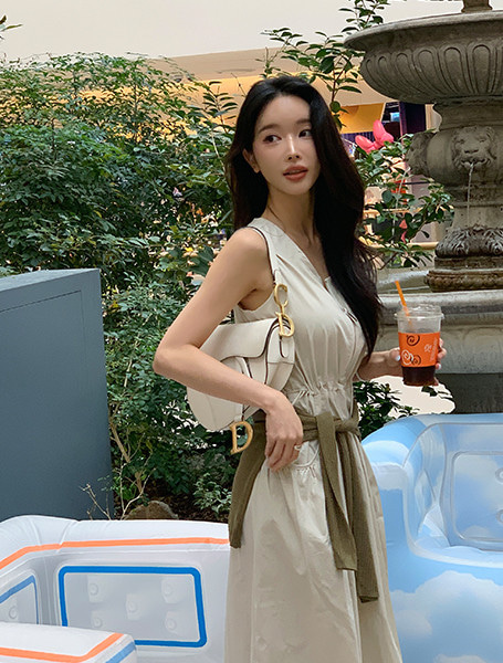 大口袋拉鍊背心長洋裝,evaviva,380705,大口袋拉鍊背心長洋裝,領500,999免運