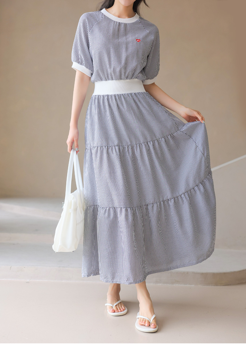 條紋愛心刺繡撞色洋裝,evaviva,381227,條紋愛心刺繡撞色洋裝,領500,999免運
