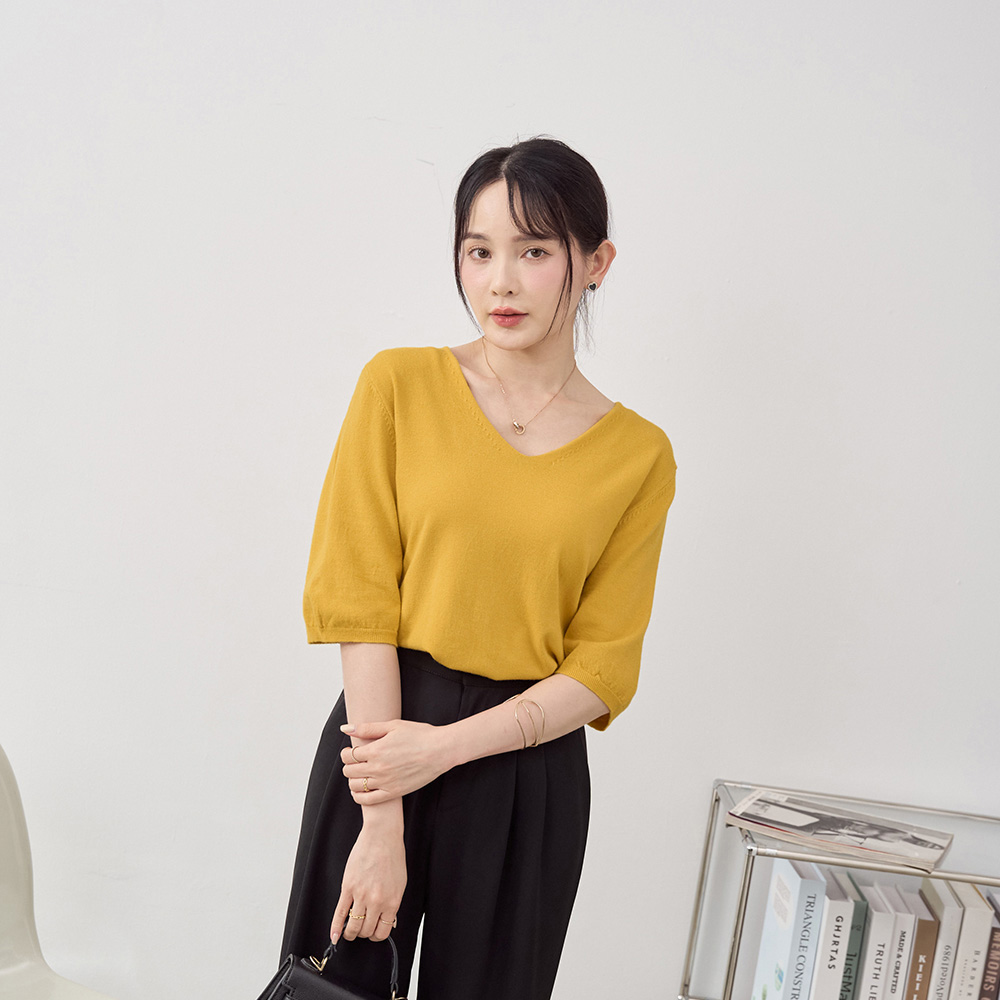 不完美-V領五分袖寬鬆針織上衣