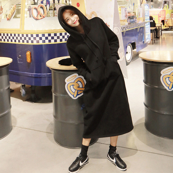 素面連帽口袋洋裝