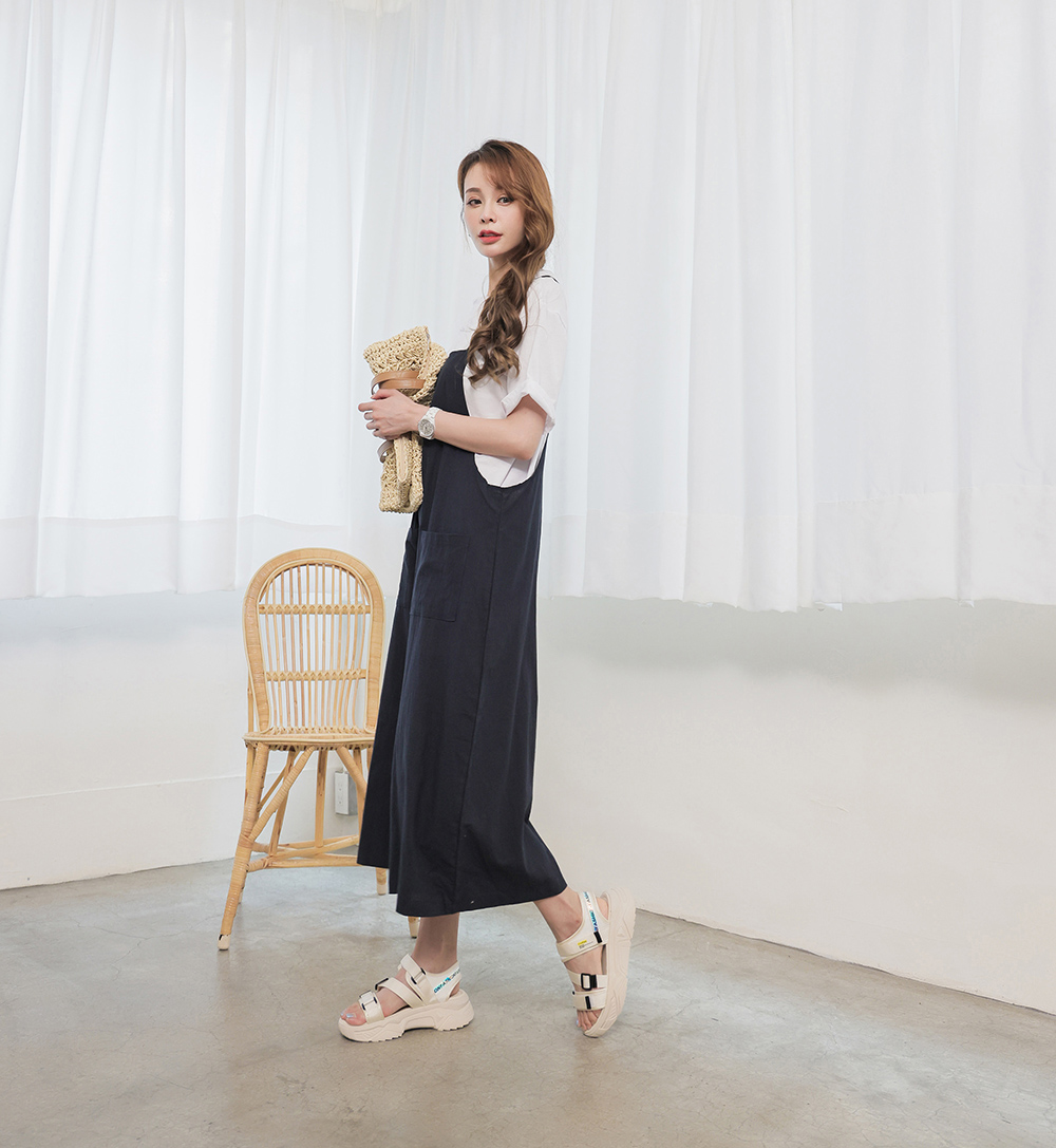 假日休閒口袋控吊帶寬褲