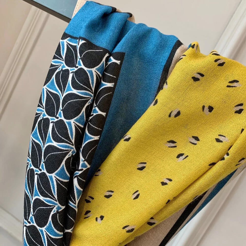 文青復古感柔軟絲巾