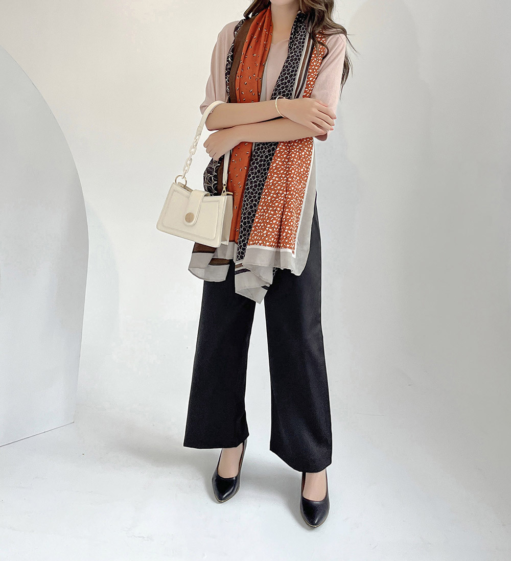 文青復古感柔軟絲巾