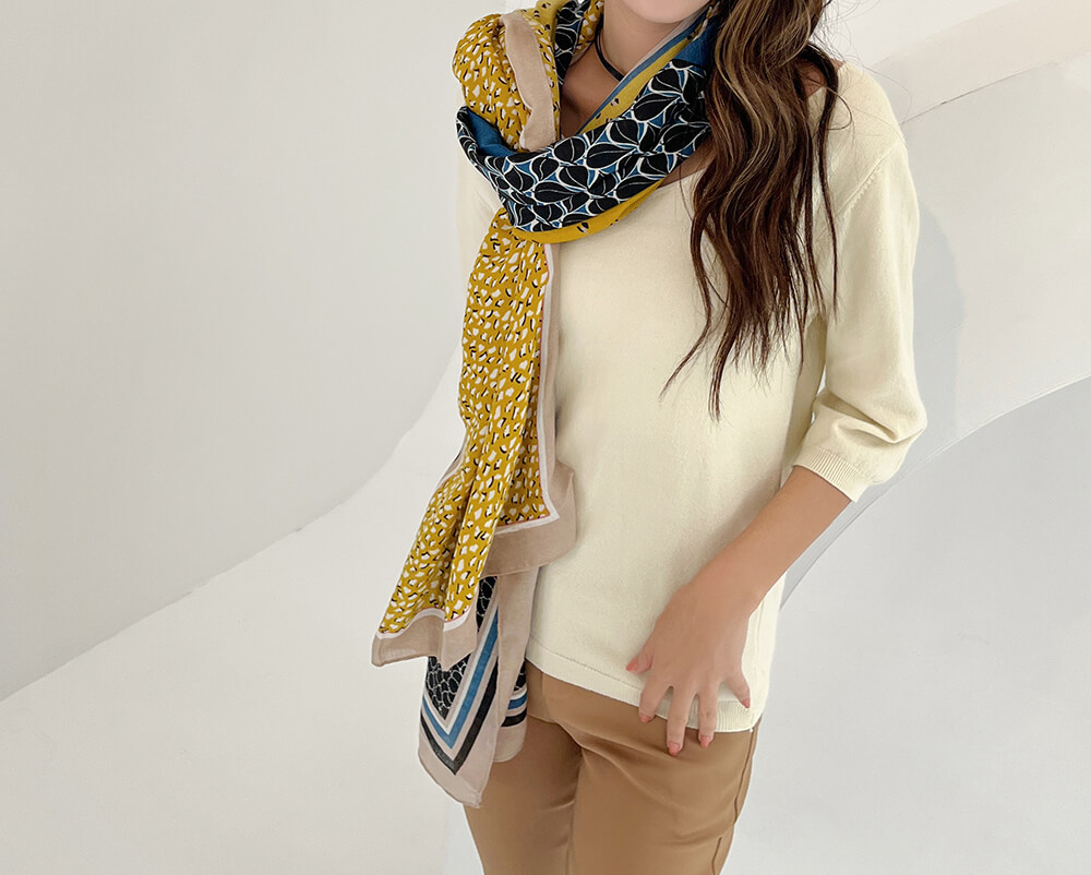 文青復古感柔軟絲巾