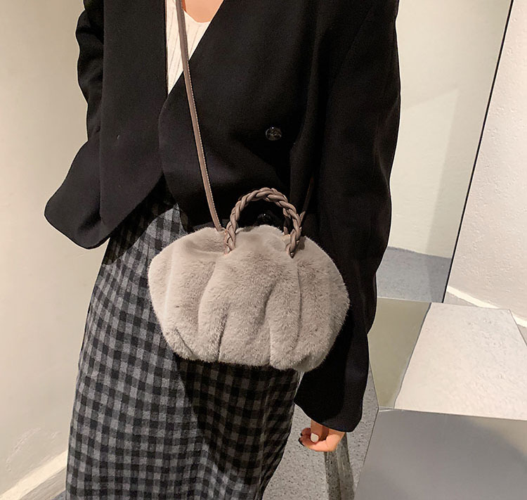 浪漫法式名媛款甜美毛茸包