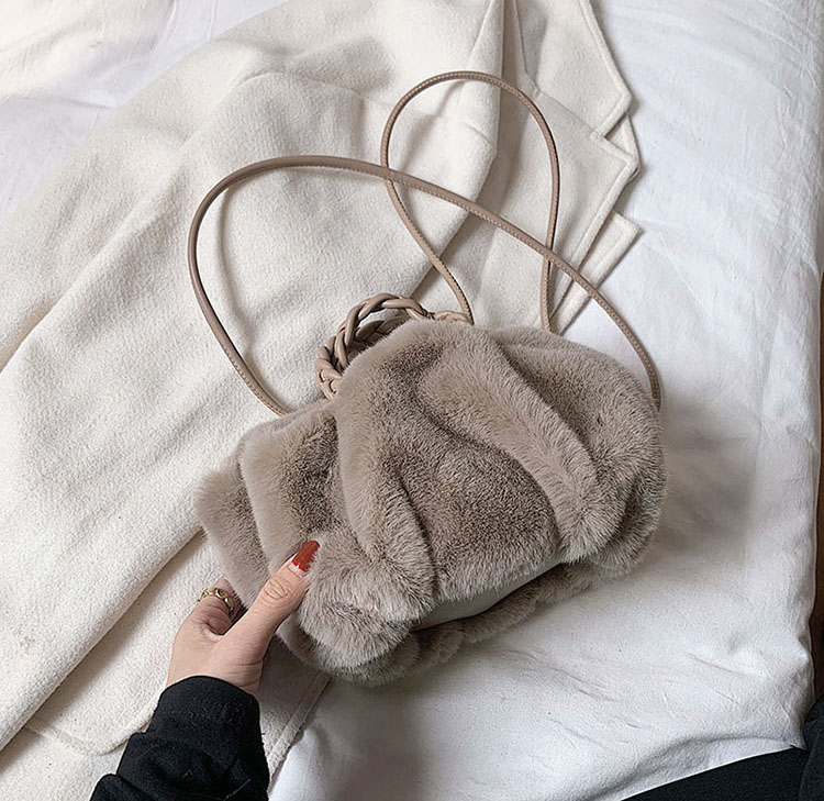 浪漫法式名媛款甜美毛茸包