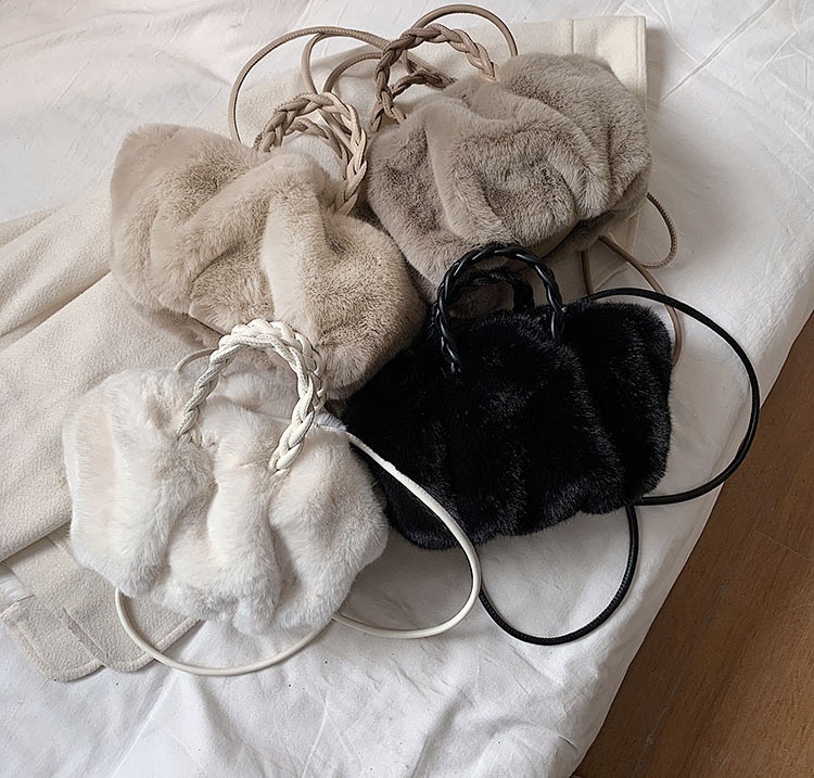 浪漫法式名媛款甜美毛茸包