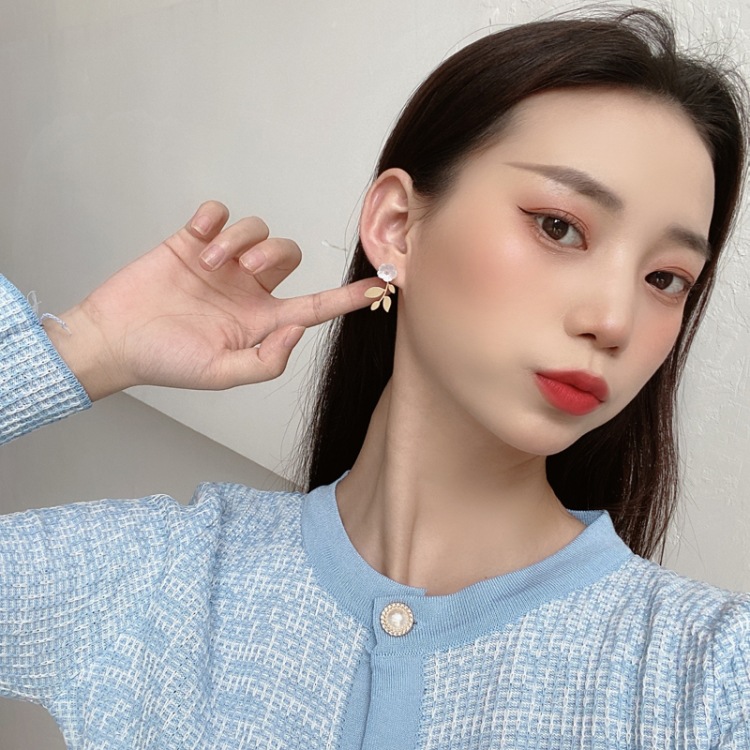 唯美法式花朵設計貴婦耳環,時尚,百搭,耳環,樹脂,花朵