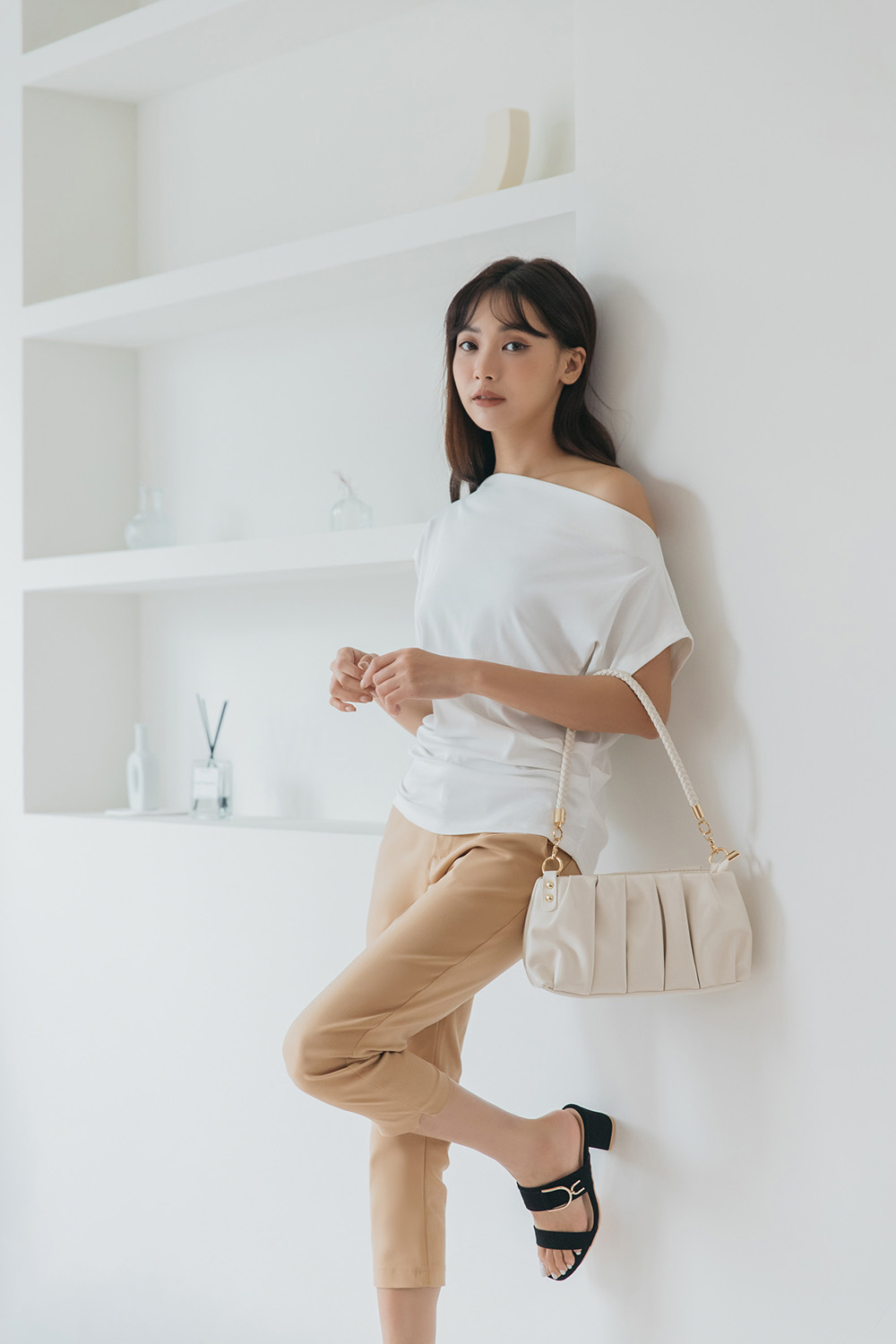 青春亮麗七分設計西裝褲,下身,褲子,八分褲,純色,素色