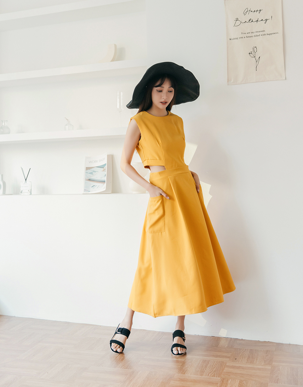時尚個性小心機露腰洋裝