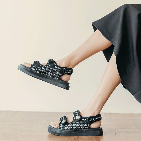 街頭個性小香風設計感涼鞋
