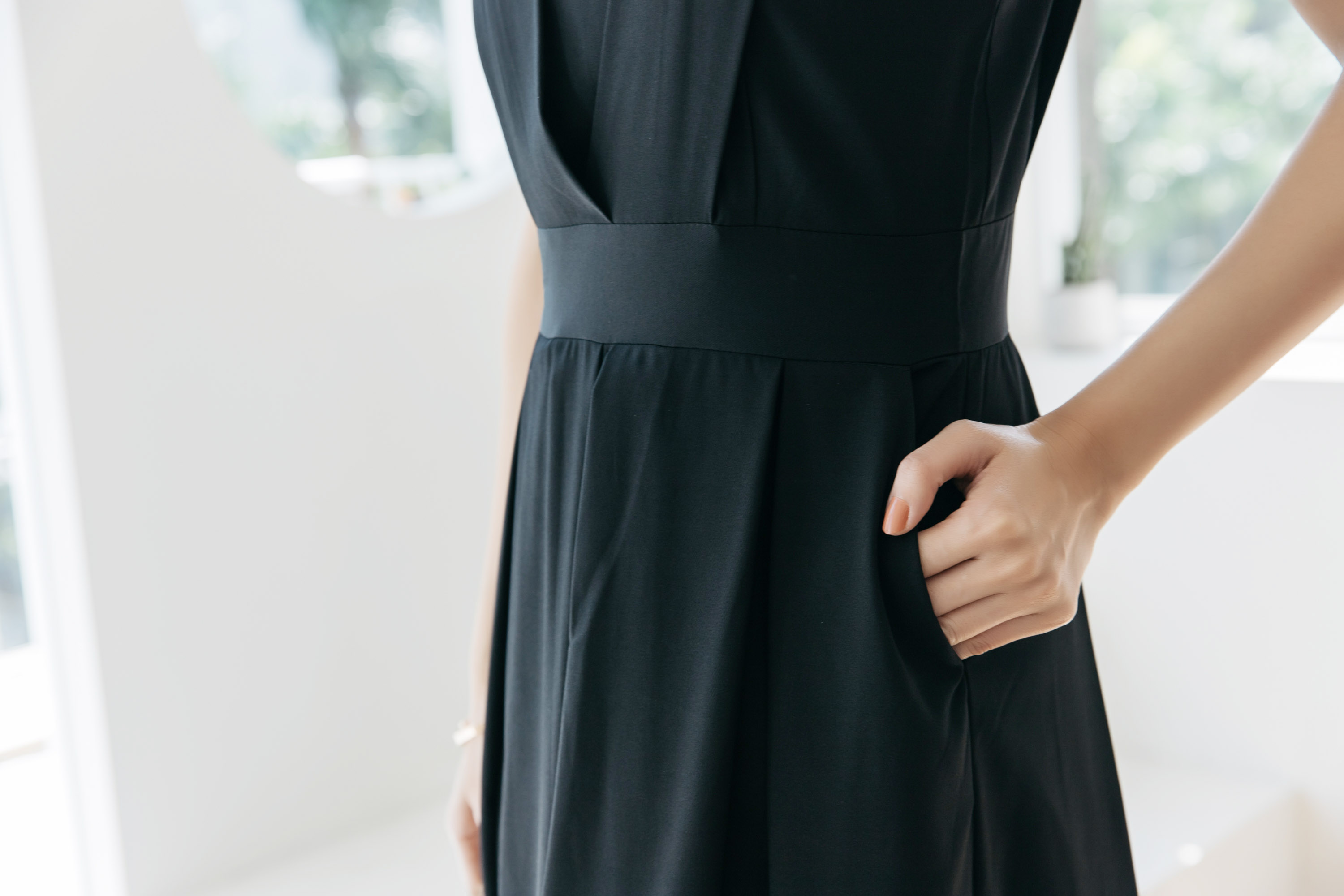 法式設計感西裝收腰連身褲