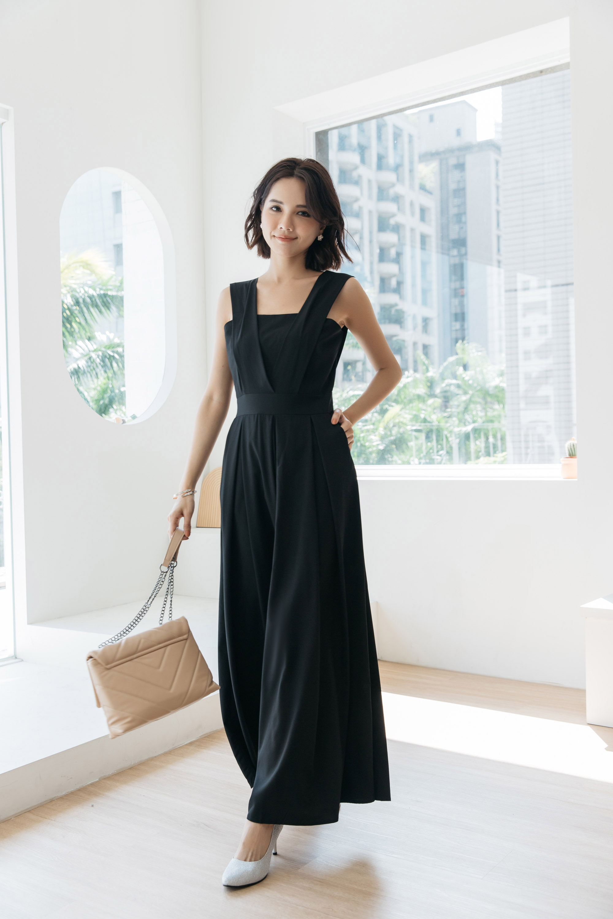 法式設計感西裝收腰連身褲