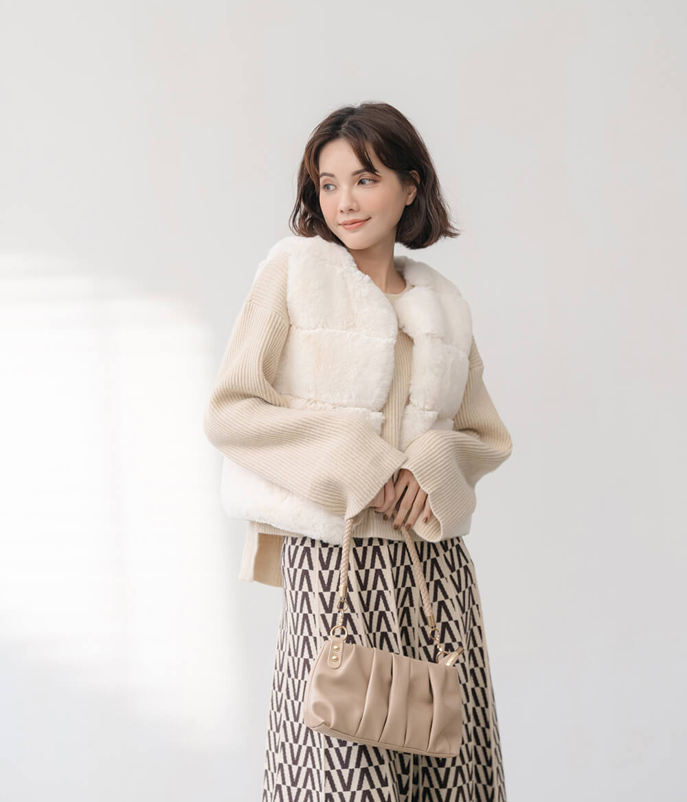 柔軟皮草質感素色背心