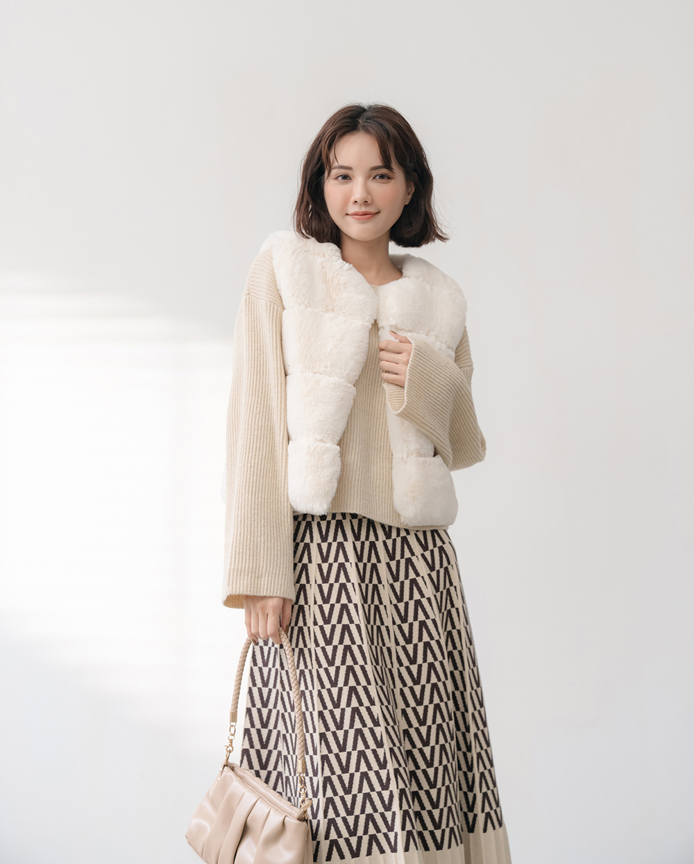 簡約素色前短後長長袖毛衣