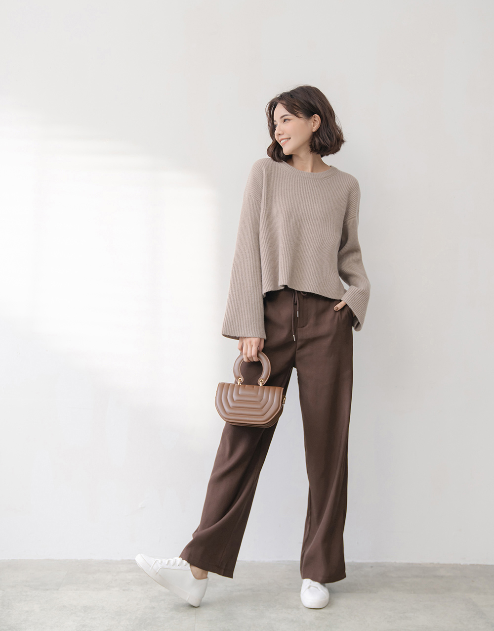 簡約素色前短後長長袖毛衣